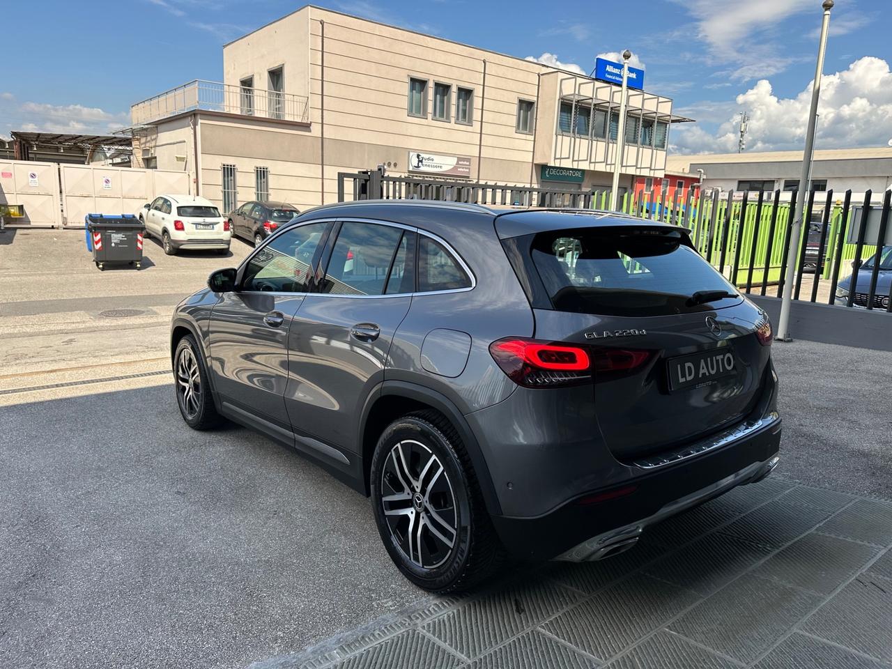 Mercedes-benz GLA 220 GLA 200 d Automatic 4Matic Premium