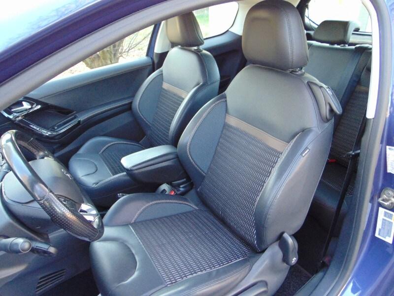 PEUGEOT 208 1° serie 1.6 e-HDi 92 CV Stop&Star...