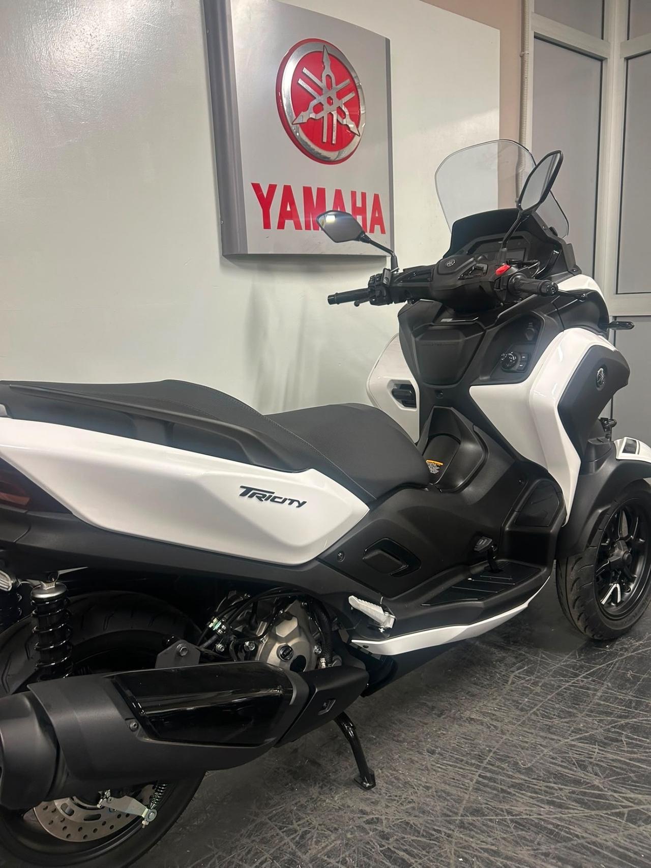 Yamaha Tricity 300 Airbag