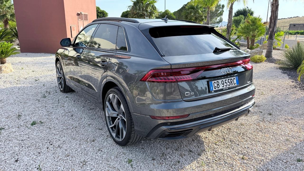 Audi Q8 50 TDI 286 CV quattro tiptronic Sport