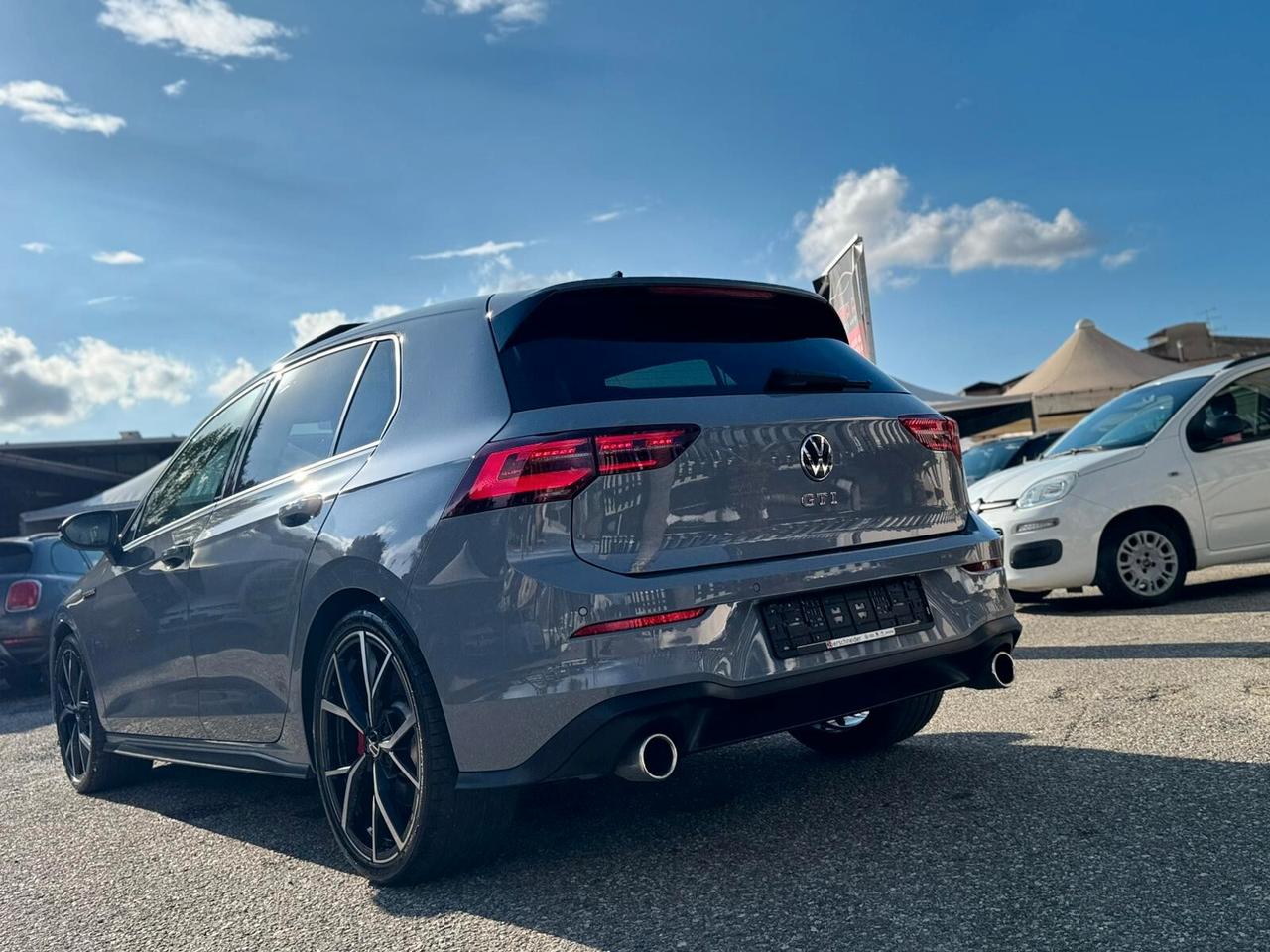 Volkswagen Golf 8 GTI 2.0 TSI DSG