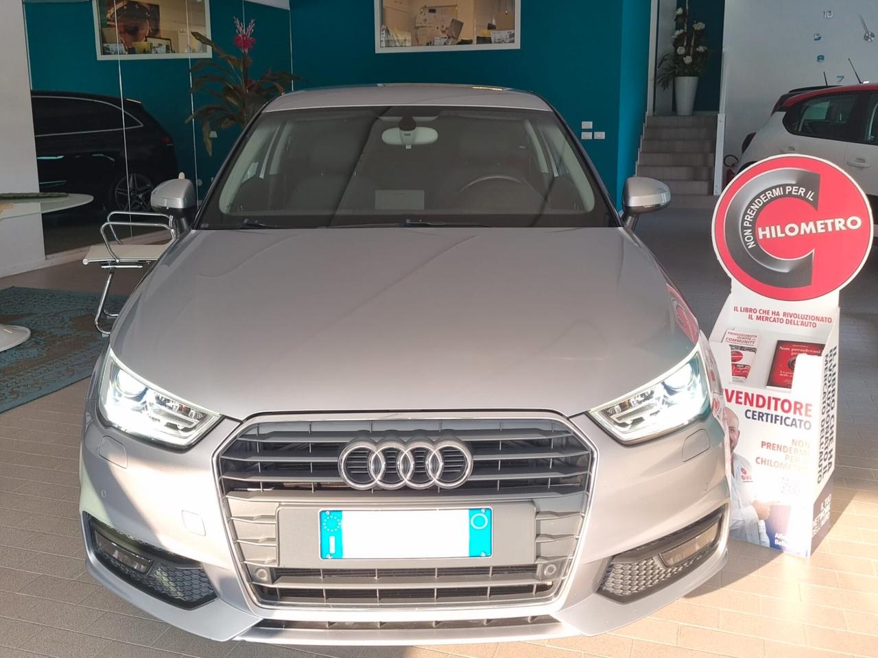 Audi A1 1.0 tfsi Ultra Admired 82cv OK NEOPATENTATI!!!