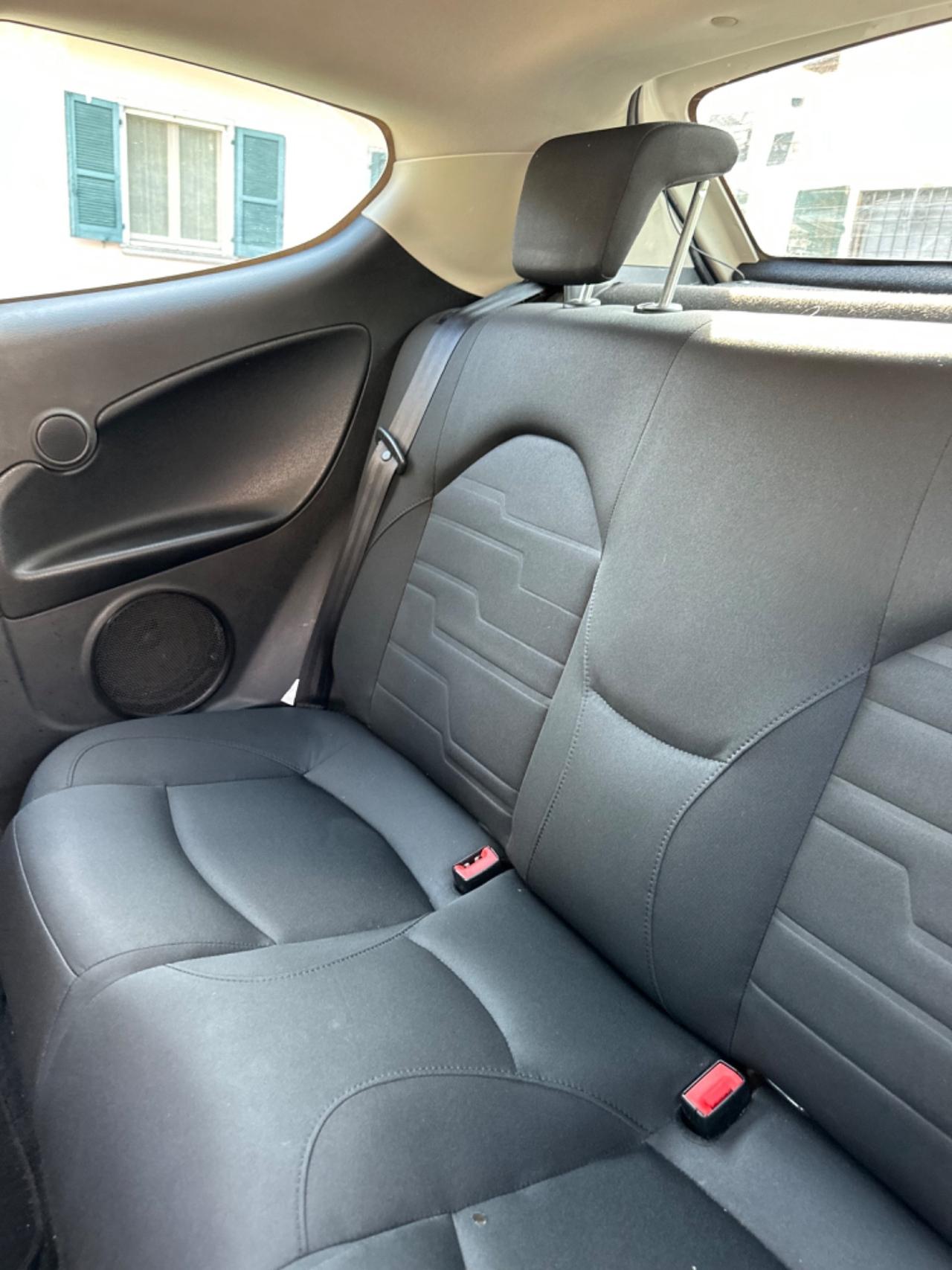 Alfa Romeo MITO 1.4 78 CV 8V S&S PROGRESSION NEOPAT KMCERT