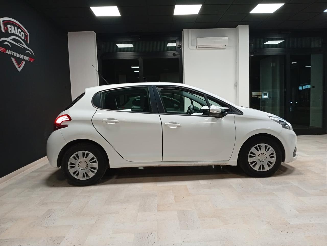 Peugeot 208 PureTech 82 5p. GPL Allure