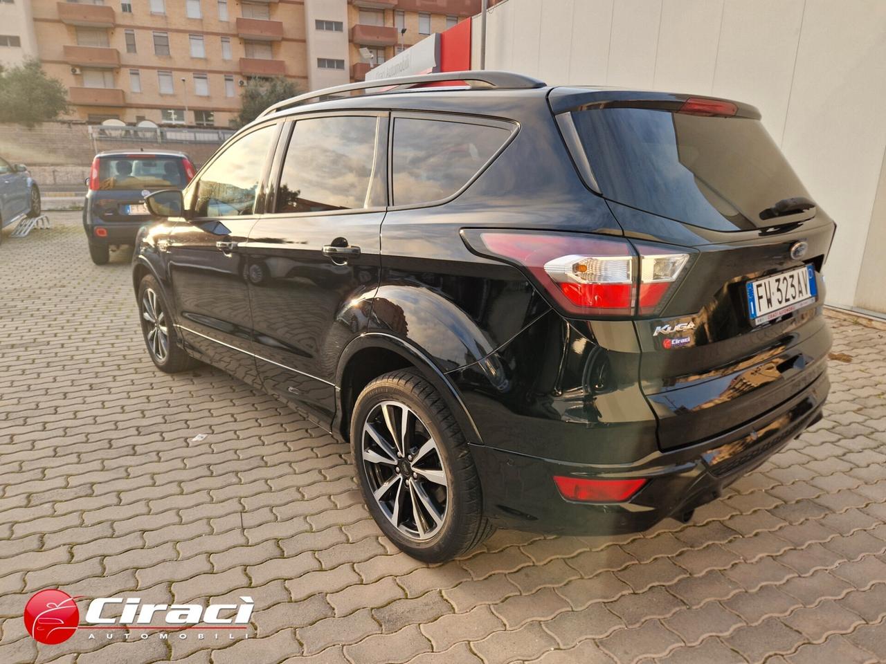 Ford Kuga 2.0 TDCI 180 CV S&S 4WD Powershift ST-Line
