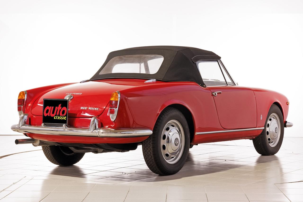 Alfa Romeo Giulia 1600 Spider Veloce