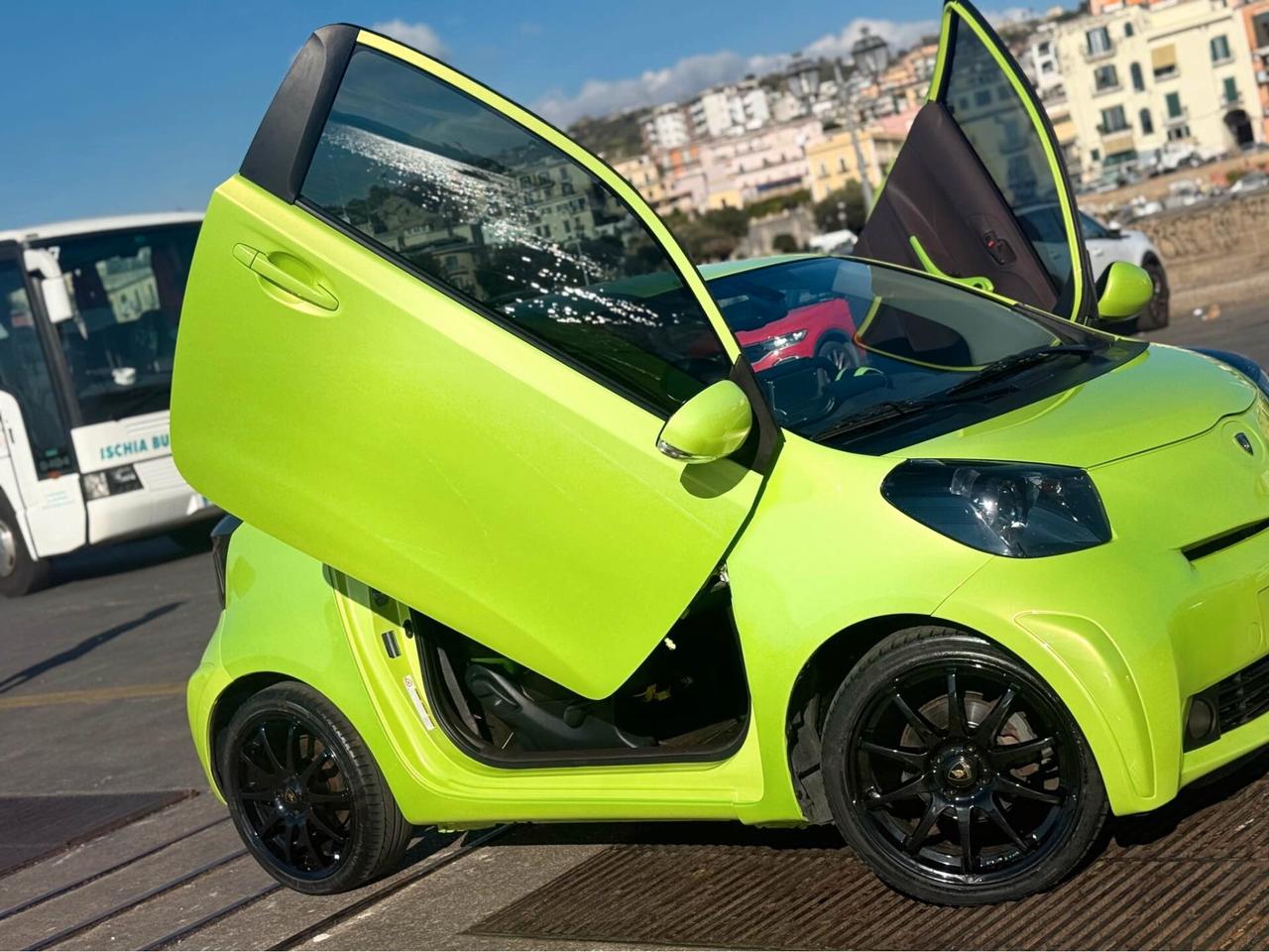 Toyota iQ 1.0 ACCESSORIATA STILE LAMBORGHINI PORTE ALI DI GABBIANO PERMUTE 3336121884