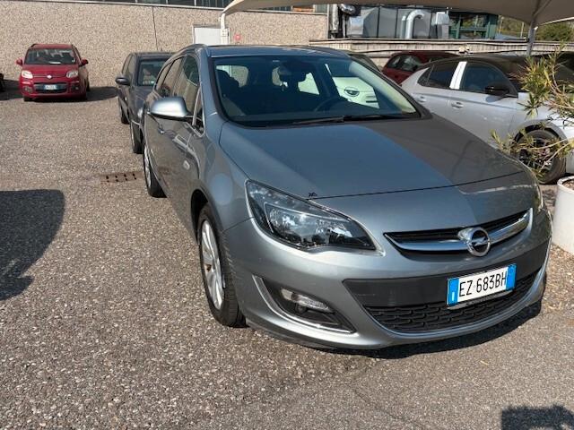 Opel Astra 1.6 CDTI EcoFLEX S&S Sports Tourer Cosmo