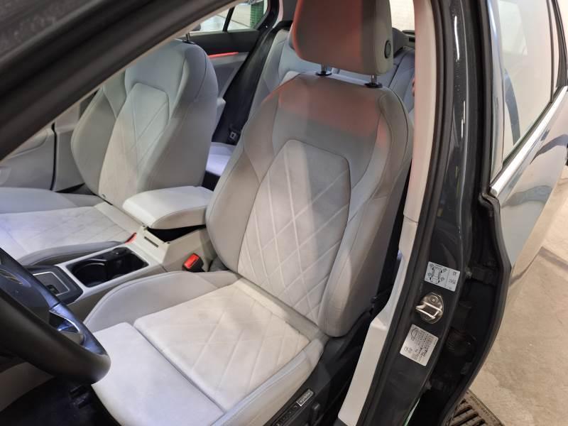 Volkswagen Golf 1.4 TSI eHYBRID Style DSG