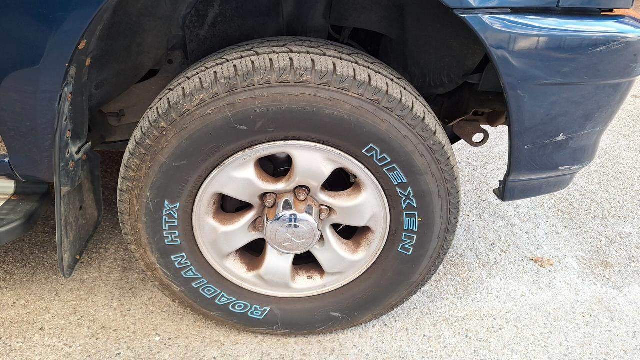 Mitsubishi Pajero Sport Pajero Sport 2.5 TDI GLX