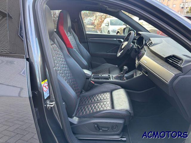 AUDI RS Q3 SPB quattro S tronic