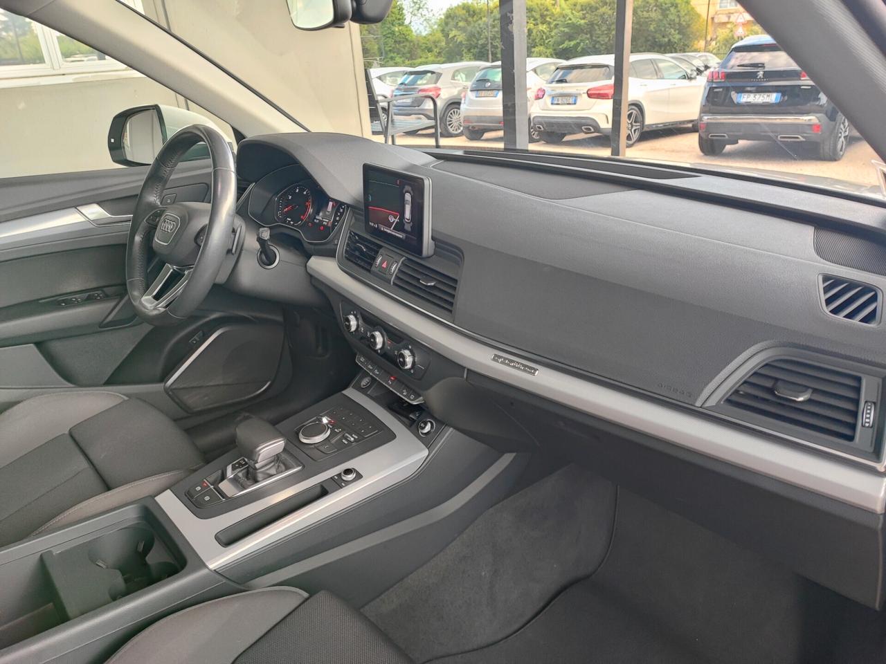 Audi Q5 40 TDI quattro S tronic Business Sport