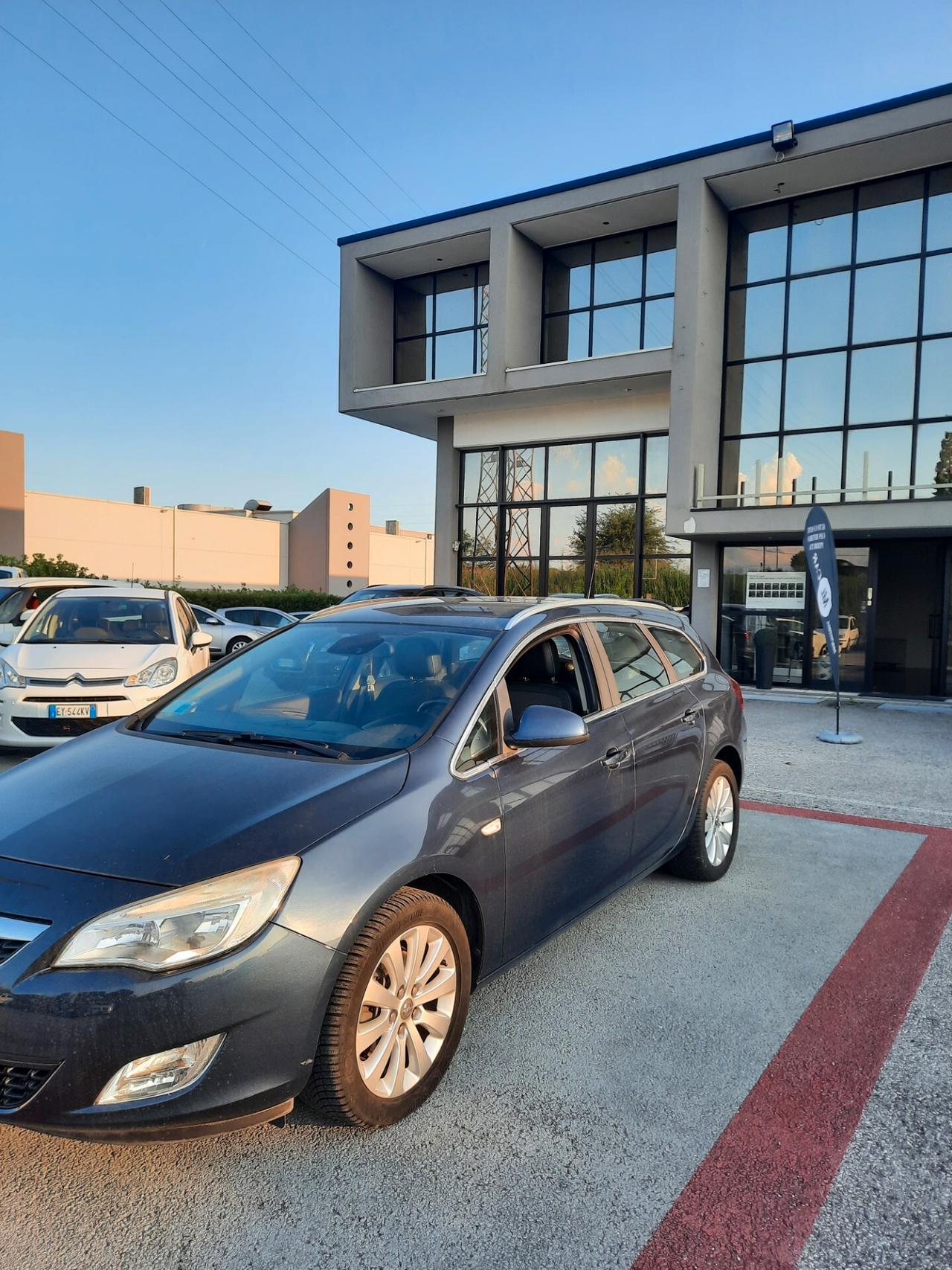 Opel Astra 1.7 CDTI 110CV Sports Tourer Cosmo