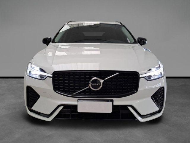 VOLVO XC60 B4 (d) automatico Plus Dark