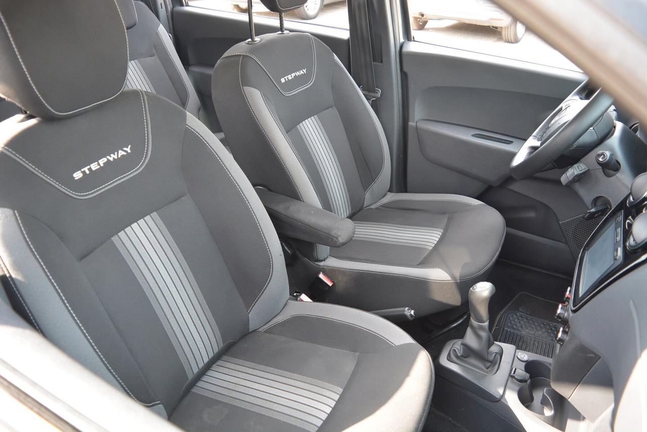 Dacia Lodgy Stepway 1.6 110CV GPL 5 posti