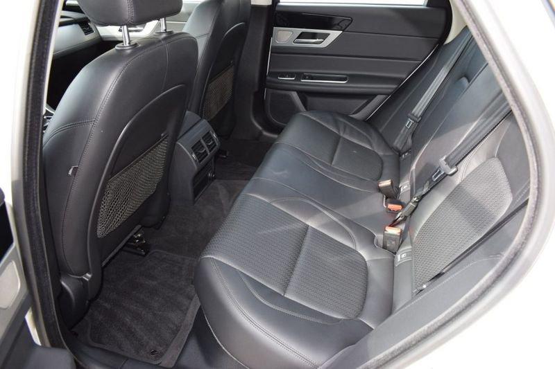Jaguar XF 2.0 D 180 CV AWD aut. Prestige