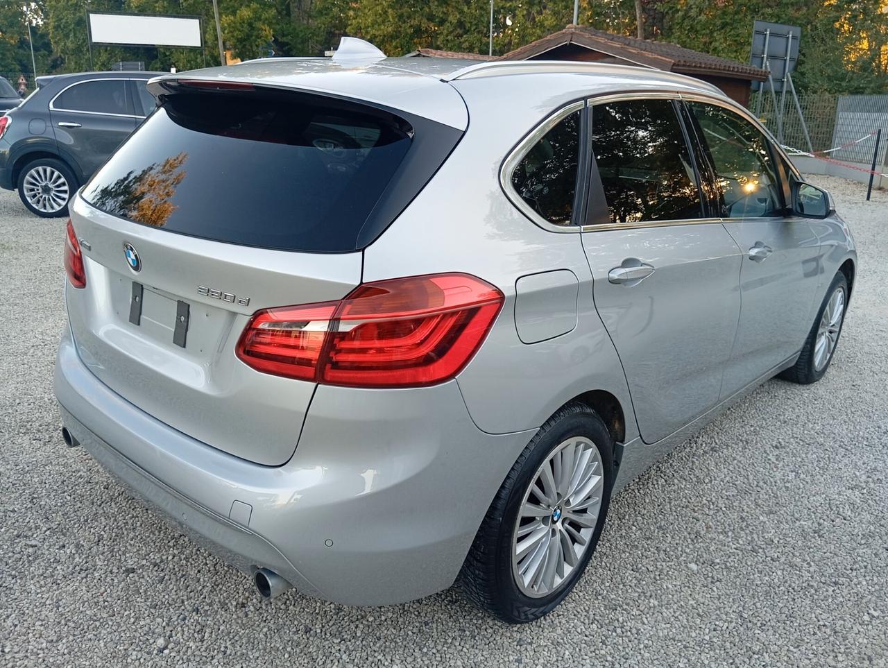 Bmw Serie 2 Gran Tourer 220d xDrive Luxury aut.