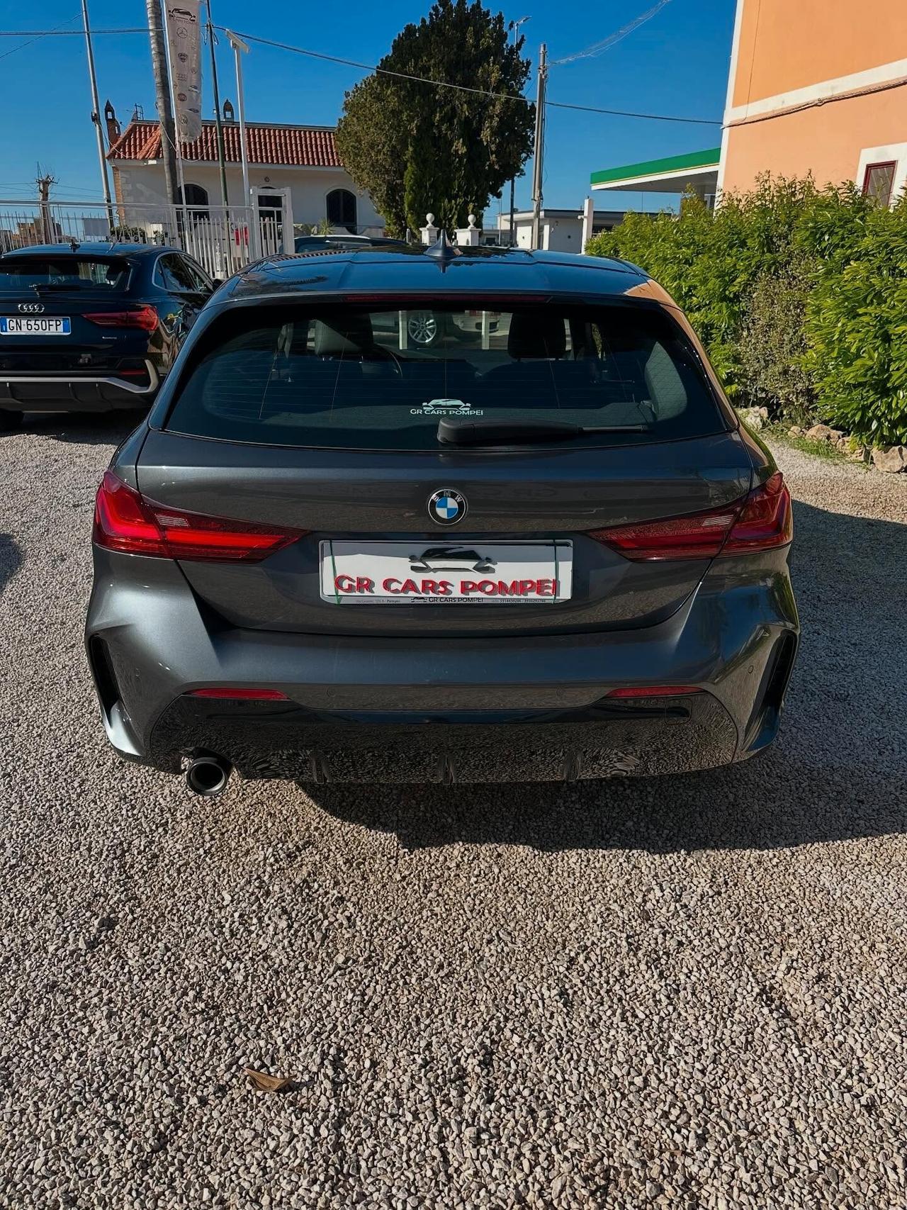 Bmw 116 116d 5p. Msport