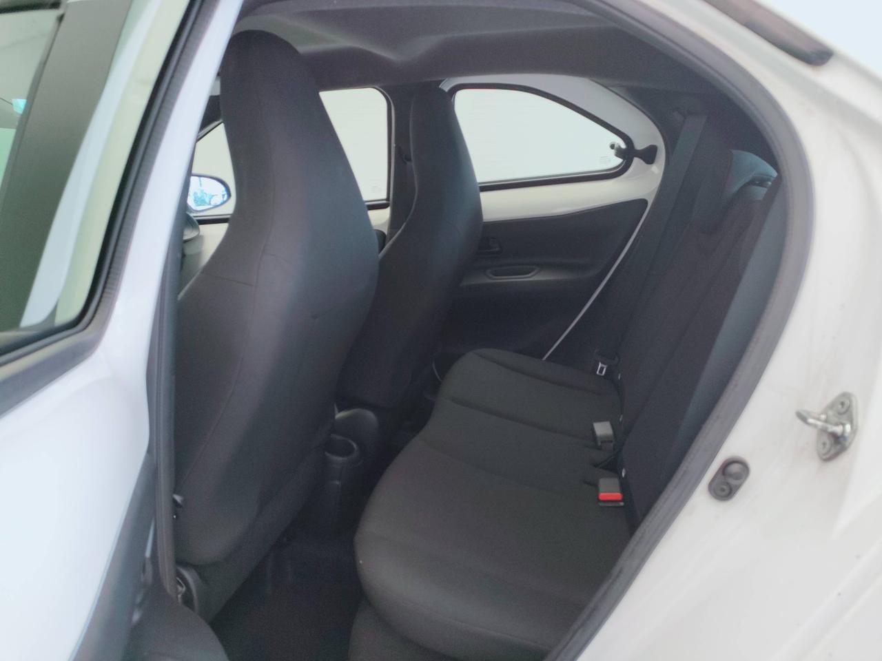 TOYOTA Aygo X - Aygo X 1.0 Active 72cv