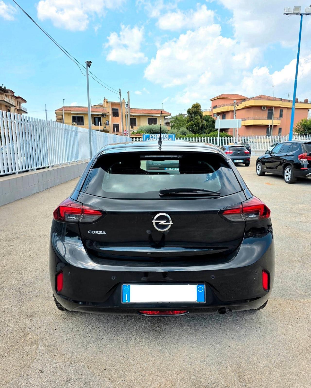 Opel Corsa 1.2 bz 101 CV Elegance con 49.000 Chilometri