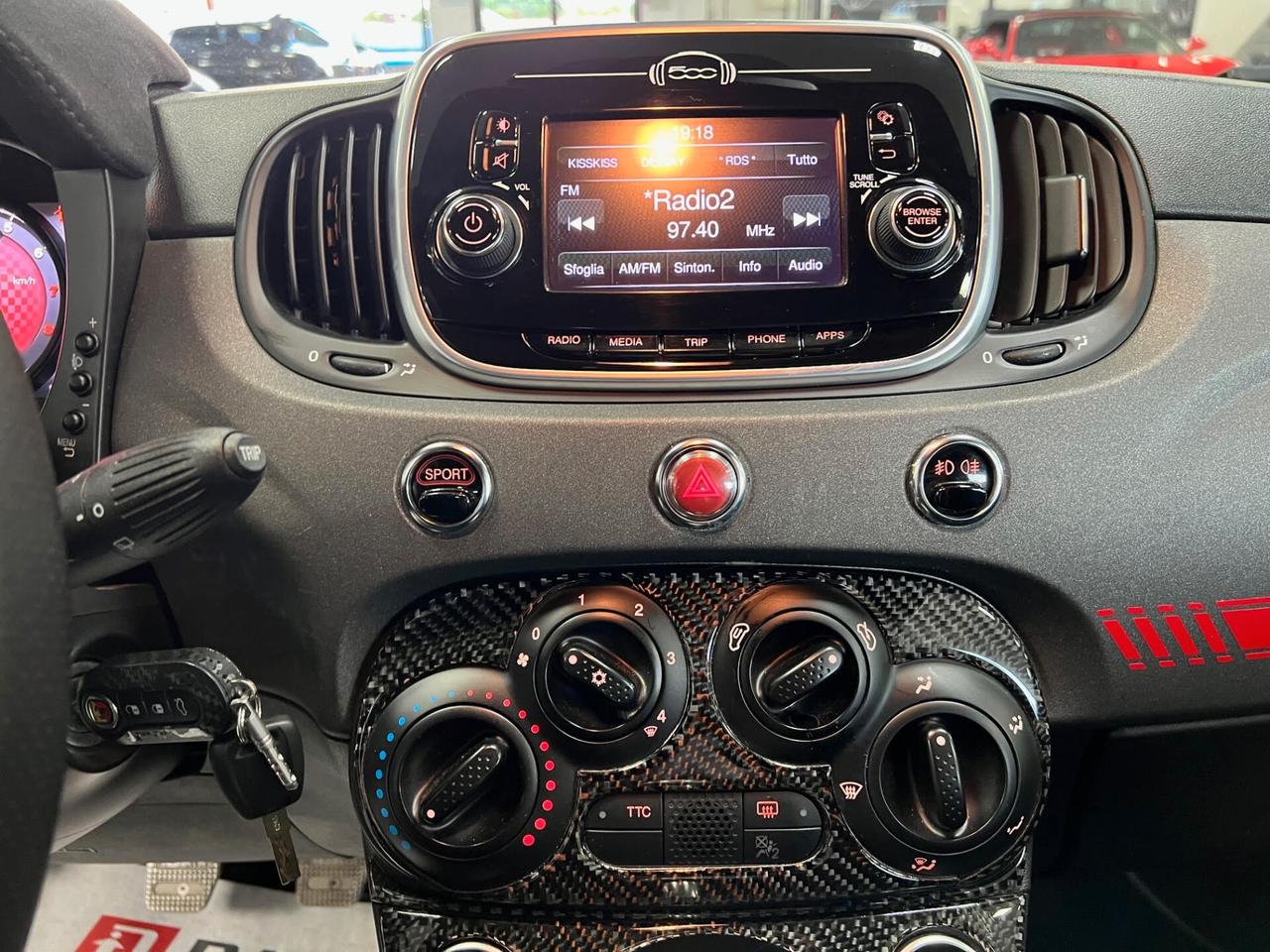 Abarth 595 1.4 Turbo T-Jet 180 CV Competizione