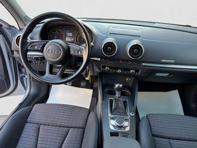 AUDI A3 SPB 30 TDI Sport GANCIO TRAINO