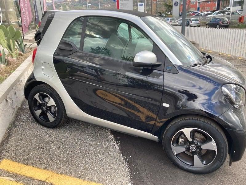 smart fortwo EQ Passion