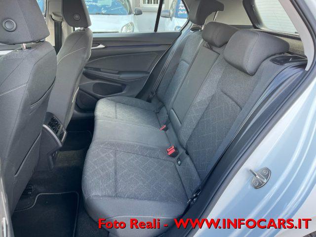 VOLKSWAGEN Golf 1.0 eTSI MHEV EVO DSG Life - PROMO!