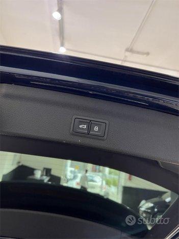 Audi Q3 Iper full