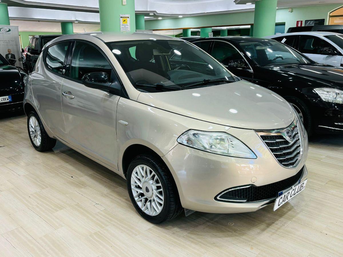 Lancia Ypsilon 0.9 T.Air 85 CV 5 p Metano Ecochic My'14