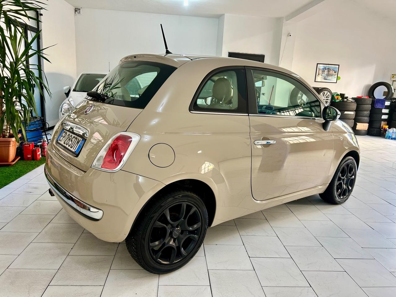 Fiat 500 1.2 by Gucci color therapy edition