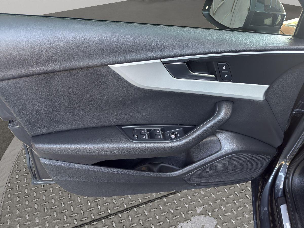 AUDI - A4 Avant - 2.0 TDI 150CV ultra S tr. Sport