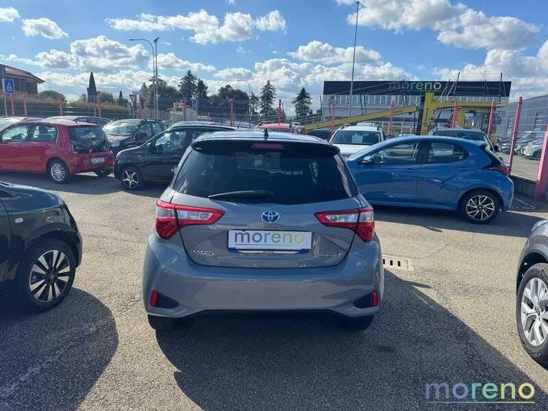 Toyota Yaris 1.5 hybrid Trend White Edition