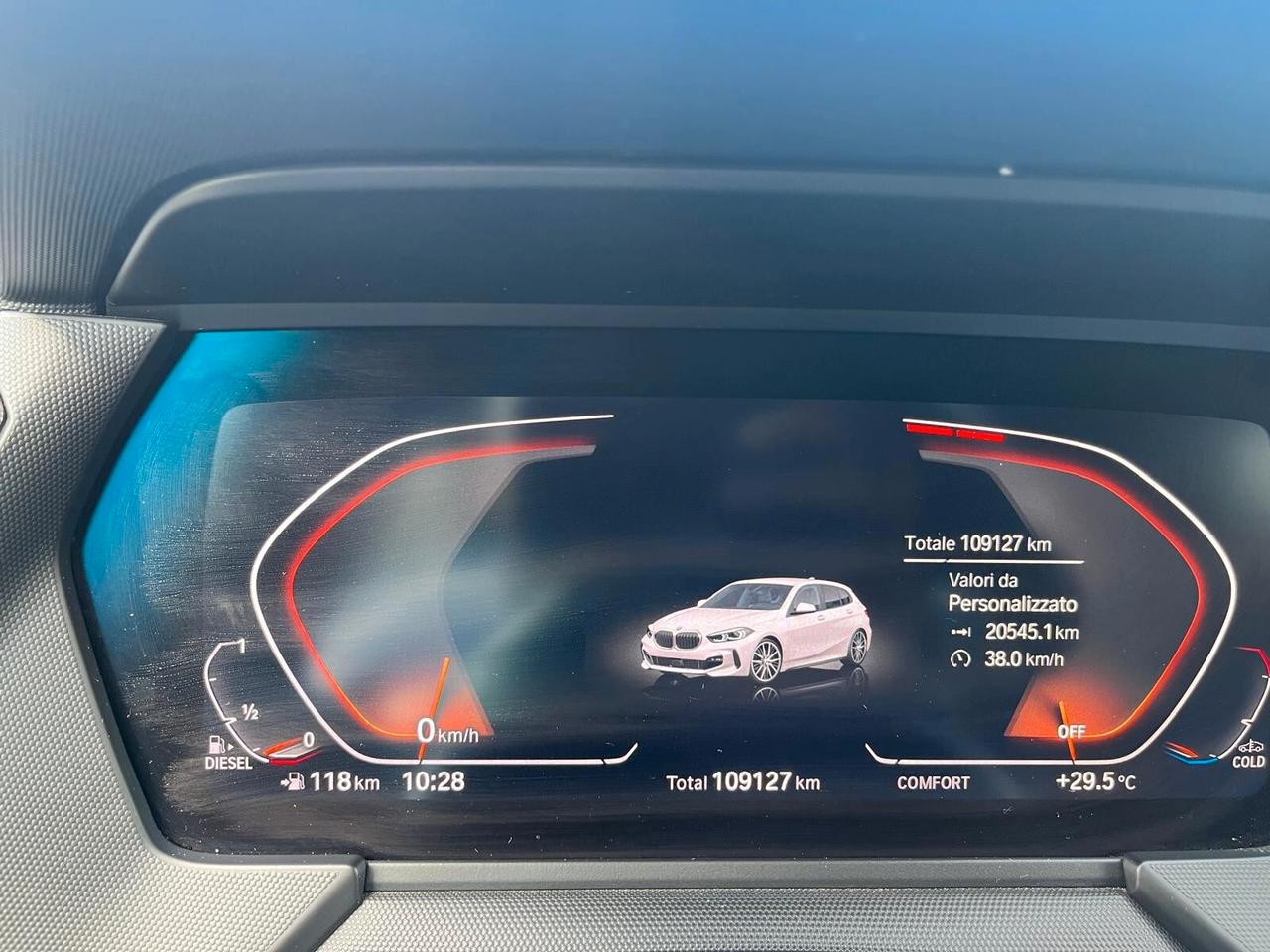Bmw 118 118d 5p. Msport