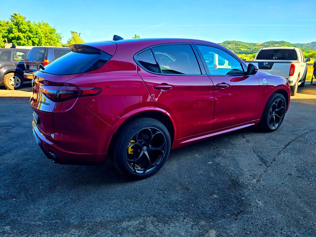 Alfa Romeo Stelvio 2.0 Turbo 280 CV Q4 VELOCE