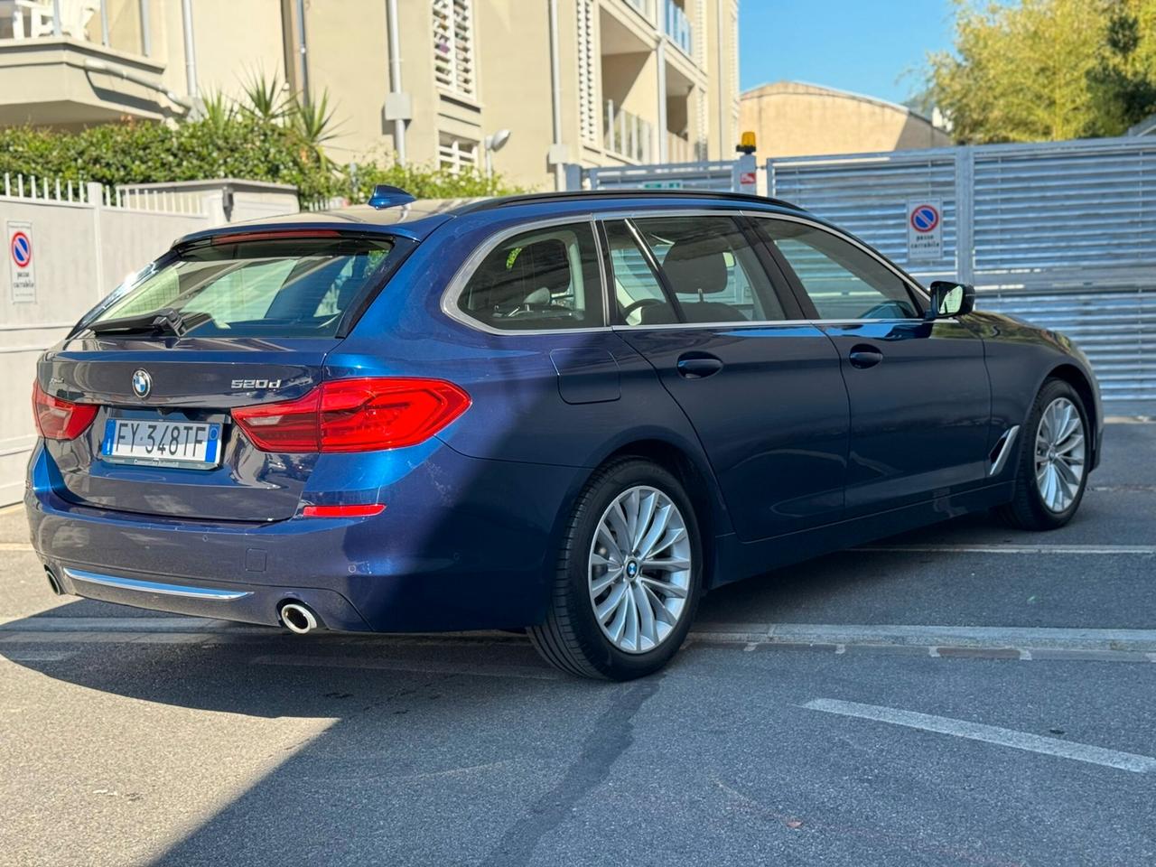 Bmw 520 520d xDrive Touring Luxury