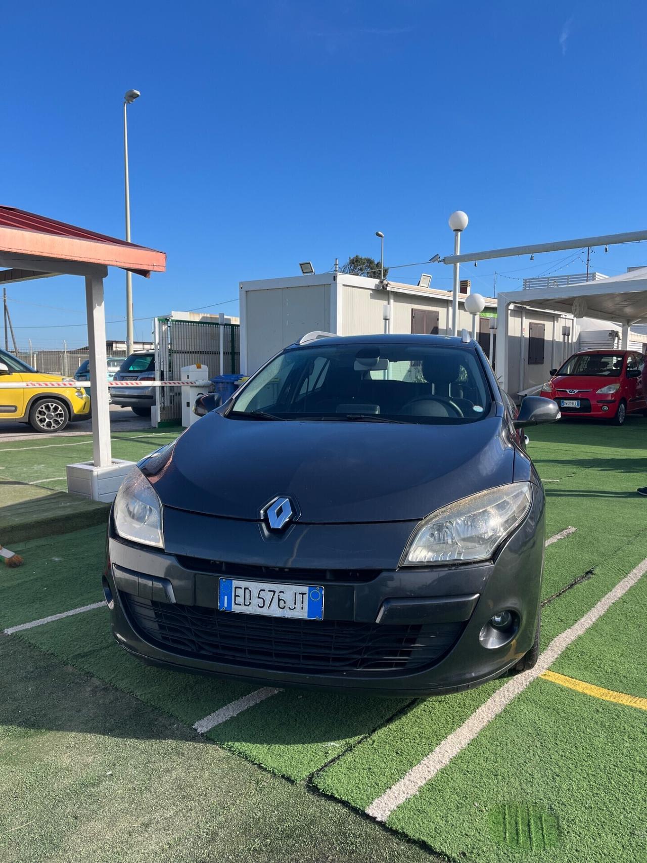 Renault Megane Mégane 1.5 dCi 110CV SporTour Confort