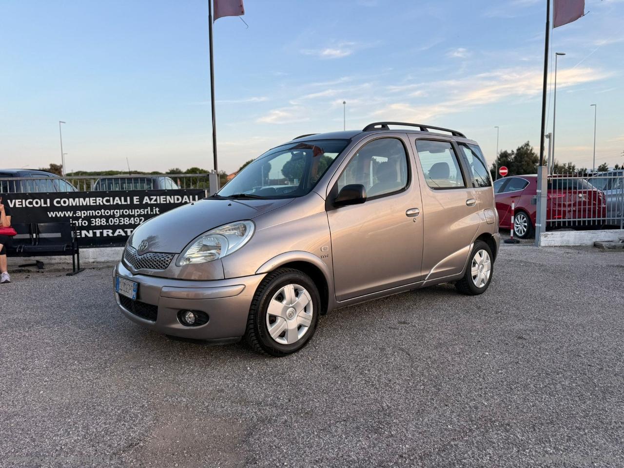 TOYOTA Verso 1.3 I 16V CAT SOL