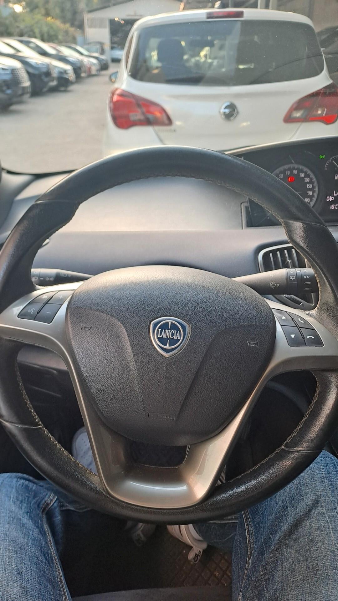 Lancia Ypsilon 1.3 Multijet 95cv
