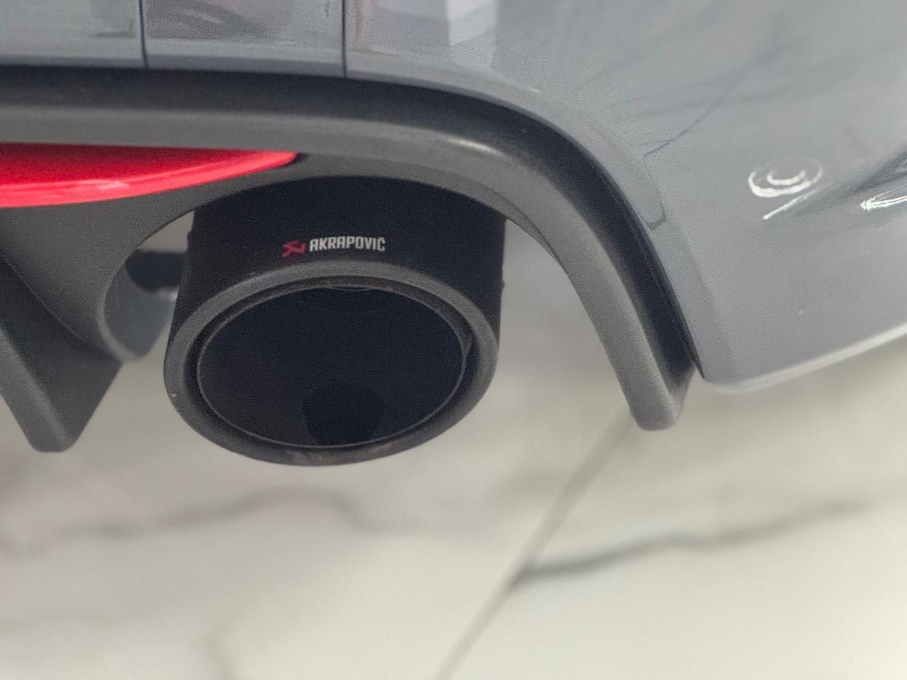 Abarth 695 1.4 Turbo T-Jet XSR Yamaha Limited Edition