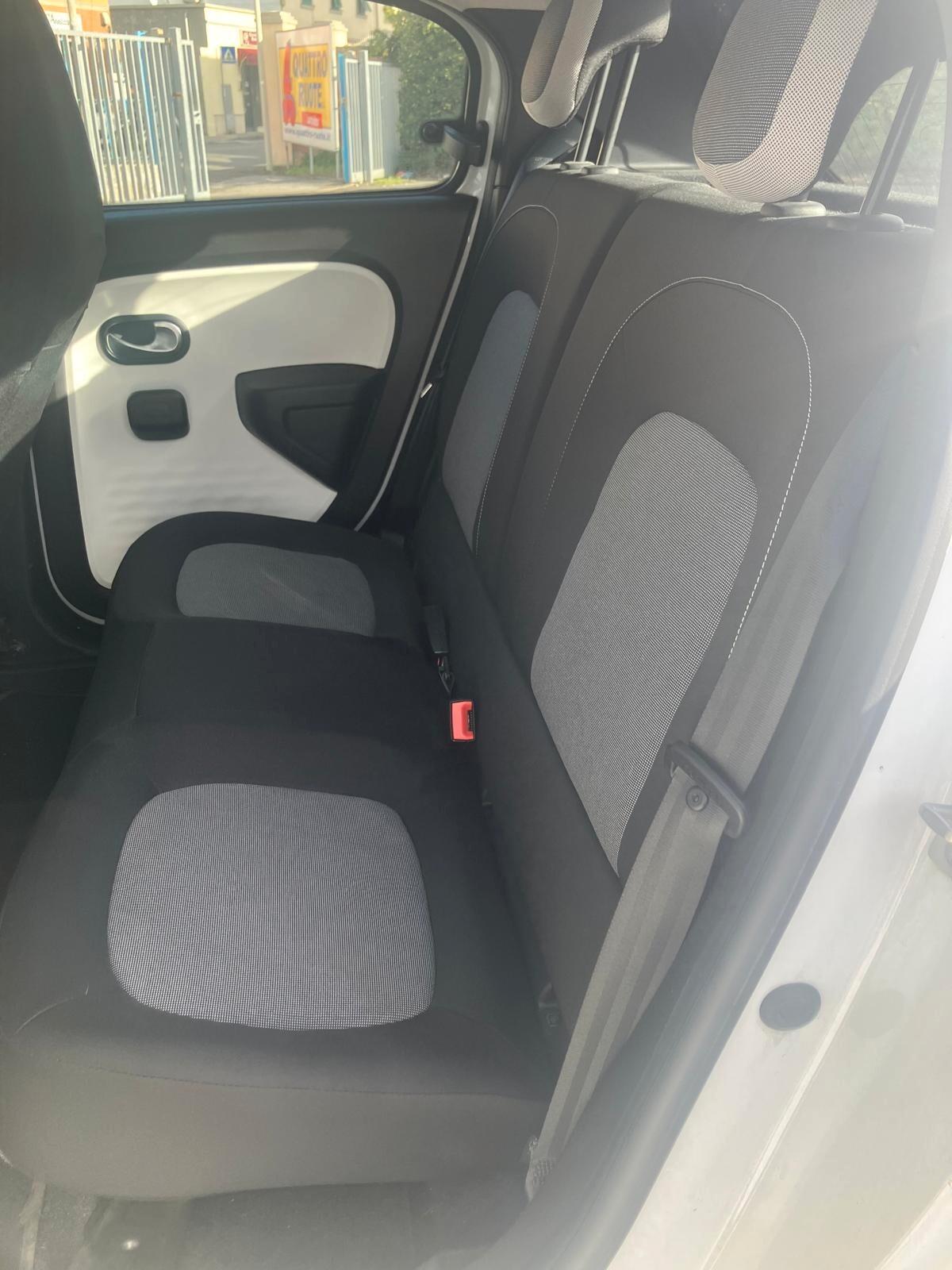 RENAULT TWINGO Electric 22KWH Zen