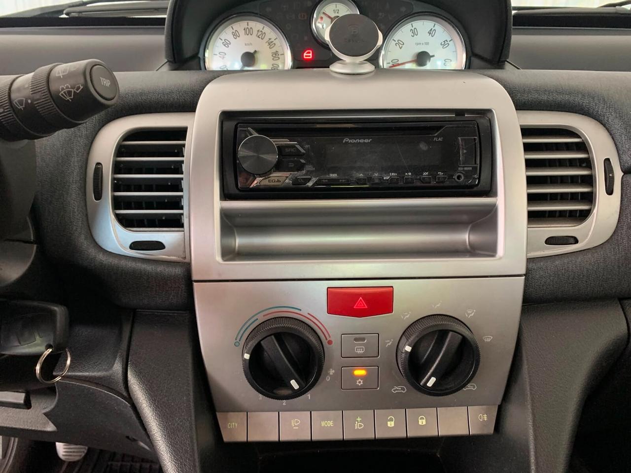 Lancia Ypsilon 1.4 Gpl 77cv Oro Ecochic
