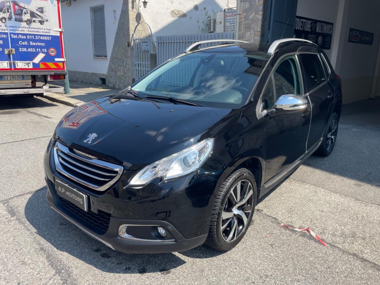 Peugeot 2008 1.6 e-HDi 115 CV Stop&Start Féline