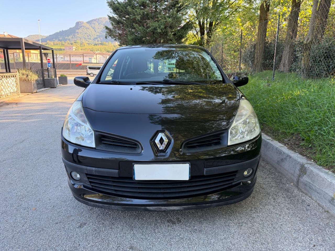 Renault Clio 1.2 16V 5p NEOPATENTATI