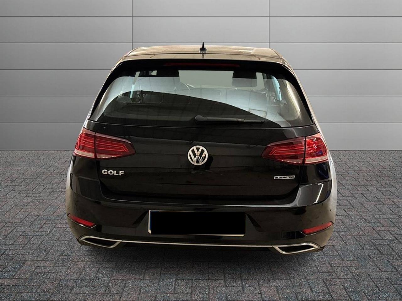 VOLKSWAGEN Golf VII 2017 5p - Golf 5p 1.5 tsi Executive 130cv