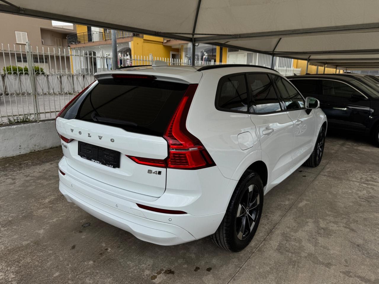 VOLVO XC60 B4 AWD MILD HYBRID MOMENTUM - 2021
