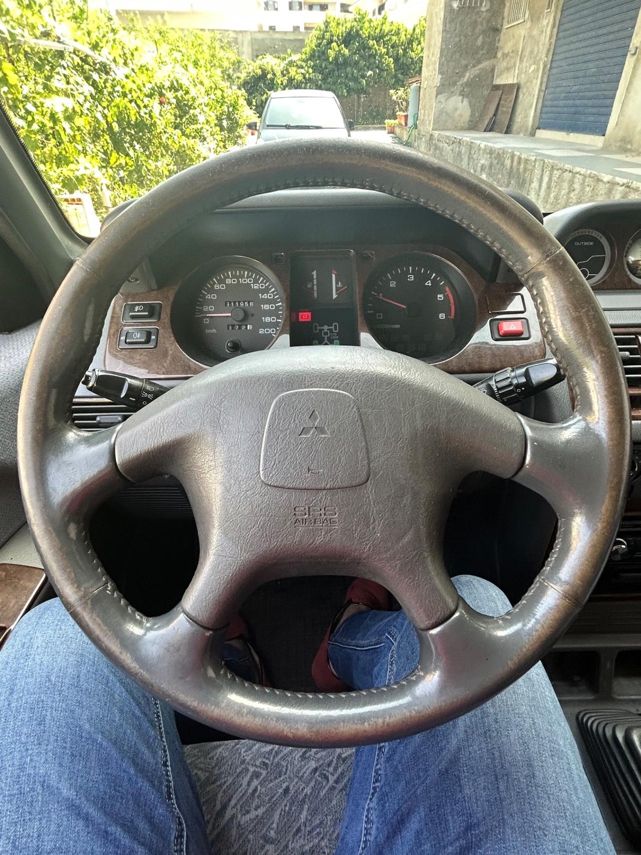 Mitsubishi Pajero 2.8 TDI Metal-top S.S. GLS Target
