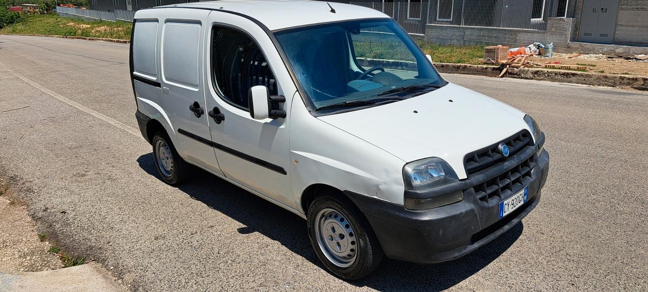 Fiat Doblo 1.9 JTD cat Cargo Lamierato SX