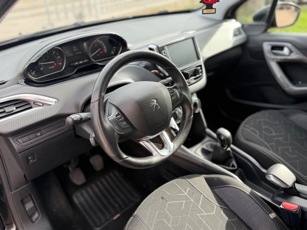 Peugeot 2008 BlueHDi 100 S&S Black Matt