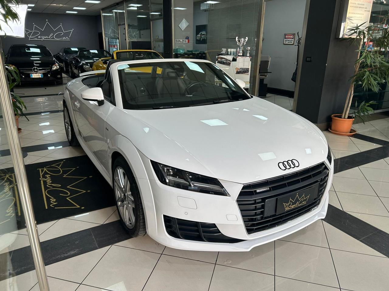 Audi TT Roadster 2.0 TFSI quattro S tronic line